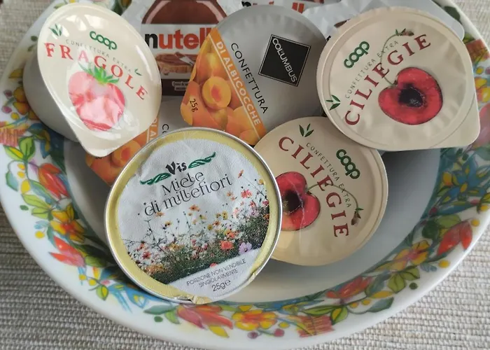 La Casa Di Ottavio לינה וארוחת בוקר 4*
